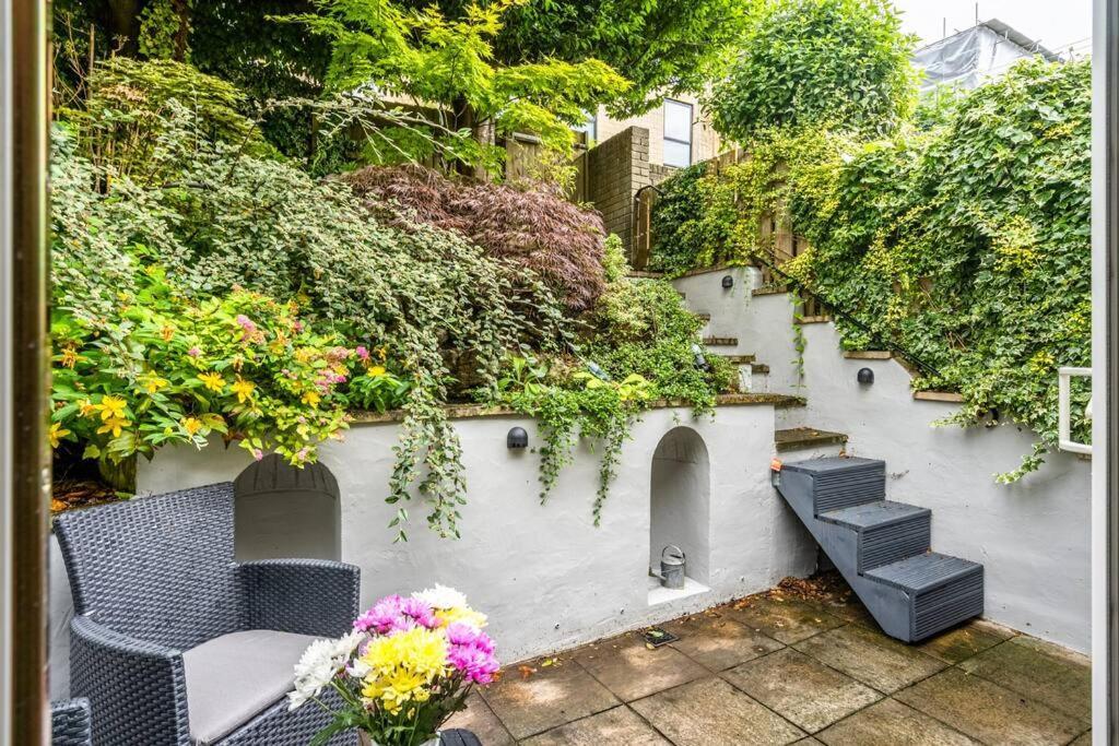 Stunning 4 Bedroom House In Central Bath Buitenkant foto